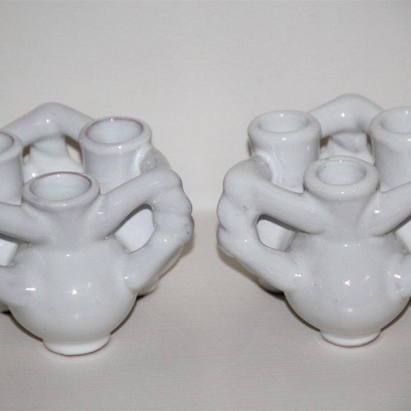 Vintage Met Museum “Unity” White Ceramic Decorative Candlesticks Holders a Pair - Picture 4 of 7